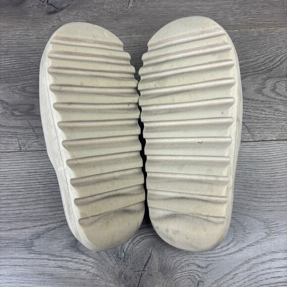 Adidas Yeezy Slides Men's Size 8 Bone Tan Slip On Open Toe Sandals Kanye West - Picture 11 of 12